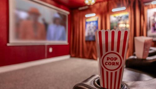 Movie Theater and Mini Golf with 2 King Beds - Foto 2