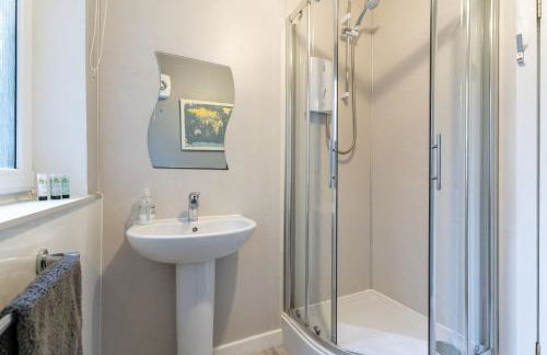 Ground-fl Two Bedroom Apartment in Bridge of Allan - Foto 14