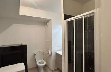 Studio équipé, gare à 3km entre Versailles et SQY - Foto 5