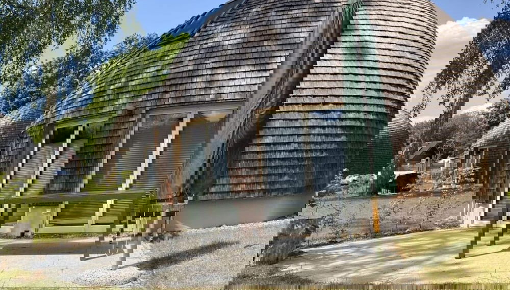 Kugelhaus Tamika - Sauna, Whirlpoolwanne und Kamin am Tollensesee - Foto 1, Profilbild