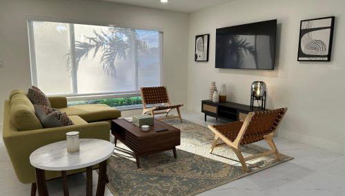 The Sun House - 3 Bed, 2 Bath, Private Pool, Fire Pit, Huge Backyard - Foto 3