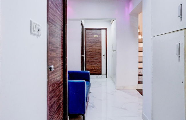 Comfy Stays at Lokhandwala Andheri West - Foto 24