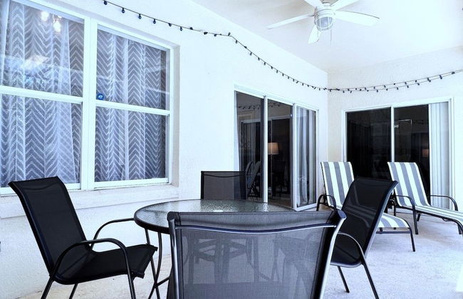 Lovely 4 Bed 3 Bath Pool Home With Spa-5330cvl 4 Bedroom Home by RedAwning - Foto 26