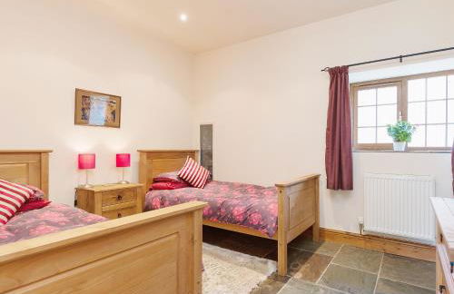 Yr Hen Stabl - Photo 10