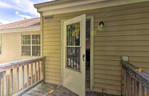 Newport News Condo with Balcony Less Than 2 Mi to Lake! - Foto 3