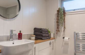 Chalet Loch Leven Lodge 25 East by Interhome - Photo 50