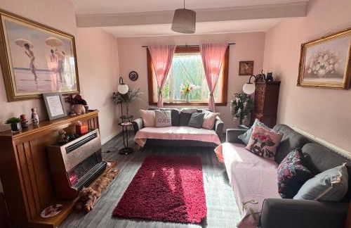 Park Road Holiday Home - Spacious 3 bedroom house with garden near Edinburgh - Photo 3
