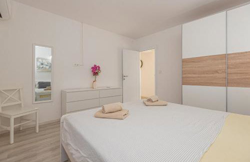 Rural Villa Olive Krka- 4 bedrooms, 3 bathrooms, private pool, park Krka 10 min - Foto 8