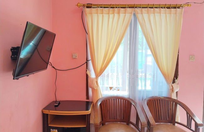 Villa Yustisia Curug 7 Cilember - Foto 4