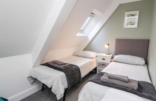 Upper Vestry - Photo 25