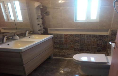 Vibrant Apartment in Rafina With Garden - Foto 32