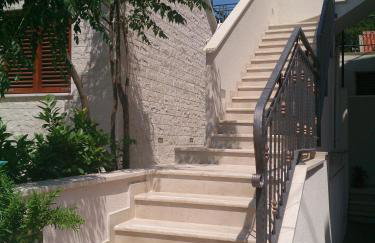 Attic Apartment Iris - Foto 13