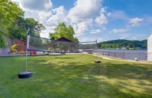 Lake of The Ozarks Condo with Pool in Camdenton - Foto 27