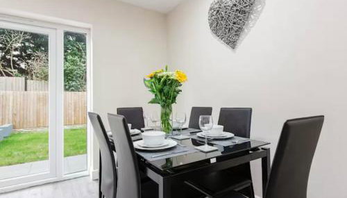 Norris Stays - Sleeps 7 by M55 - Foto 4