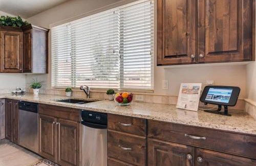 7| Arches in St George with Red Mtn Back Patio Views - Foto 10