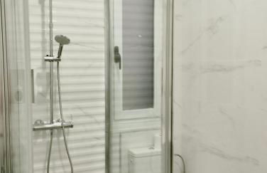 Soho Boho Apartments - with sunny rooftop terrace and fiber optic internet - Photo 77