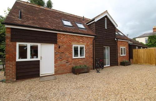 The Red Barn - Photo 8