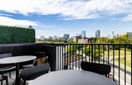 Downtown Nashville 2BR Condo Balcony & Parking Near Broadway - Foto 54