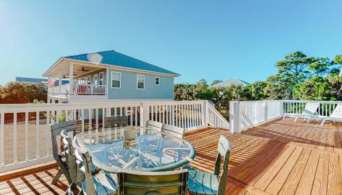 Dog & wedding-friendly home with private pool bikes & beach gear - Foto 3