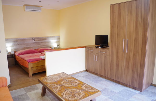 Aranyhal Apartmanház - Foto 3