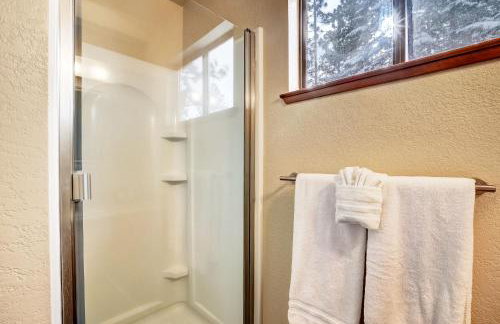 Cold Creek Chalet - Hot tub & Movie Room - Foto 45