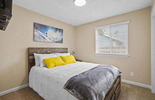 Remodeled, Charming Retreat on the City's Doorstep - Foto 37