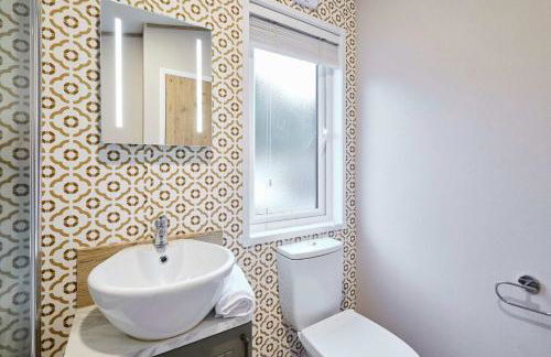 Cherry Lodge with Hot Tub - Foto 36