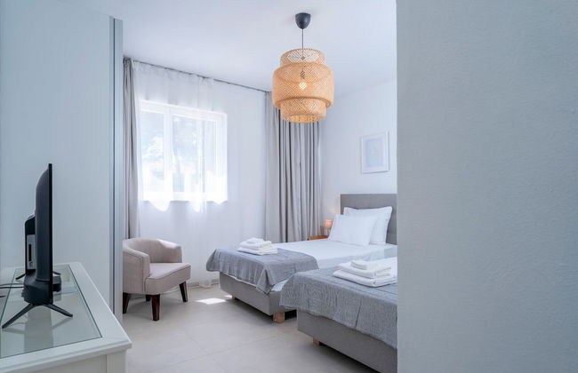 Exclusive Seafront Suites with hot tub - Foto 7