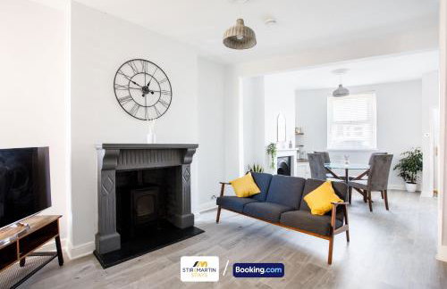 Comfy 3bed House By StirkMartin Stays Short Lets & Serviced Accommodation Cardiff With Free Parking & 8mins to City Centre - Foto 22