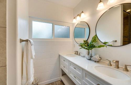 Modern Meadow Vista Vacation Home with Spacious Deck - Photo 13