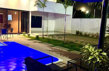 casa com piscina - Foto 1