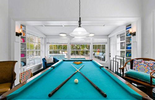 1926 Mediterranean Home with Heated Pool Sleeps 12 - Foto 2