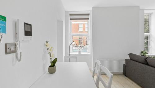 Perfectly Located 2BR Apartment in Balham - Foto 2