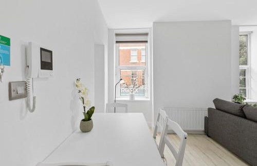 Perfectly Located 2BR Apartment in Balham - Foto 2