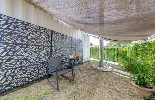 Mod Bungalow with Ultra-Private Outdoor Hang Space! - Foto 2