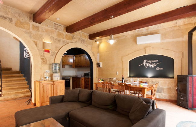 Gozitan Farmhouse Pool & Jacuzzi - PP 2 - Foto 16