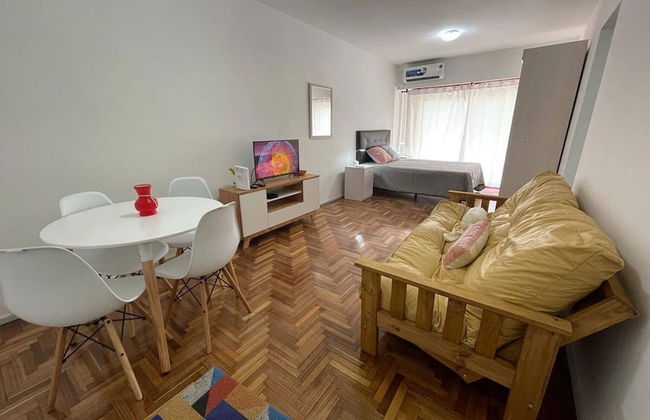 Charming Stay in the Heart of Buenos Aires 2 Blocks Away From Corrientes Avenue - Photo 1