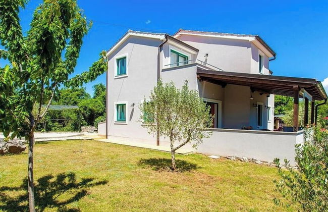 Villa Tara With a Beautiful Heated Pool - Photo 31