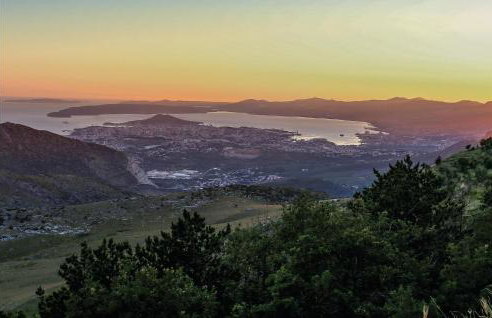 Gorgeous Home In Mravince With Sauna - Photo 61