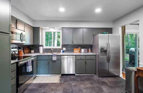 Large Remodeled 4 Bed 3 Bath Secluded With Hot Tub - Foto 12