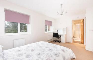 9 College Court Spacious, Modern 4-Bed Townhouse in York - Pass the Keys - Foto 15