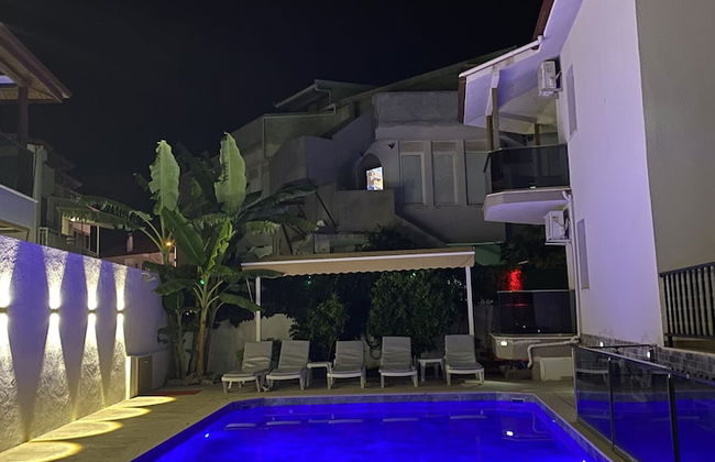 Iberia Villas - Photo 39