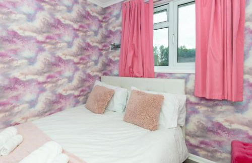 CAPRI 13 SA - 3 Bedroom House close to Loughborough University, EV car facilities, Free Parking, Free Wifi - Ask for contractor rates! - Foto 25