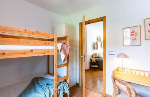 El Nido del Pirineo Estilo y Calidez en Villanúa - Foto 31