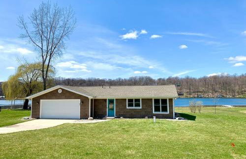 Modern SW Michigan Lakefront Home with Fireplace - Foto 10