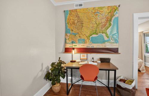 The Cherry St House|Dog Friendly |Sleeps 10 |Near MSU - Foto 11