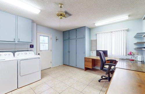 Long-Term Stay in Sun City! Lovely Home with Patio - Foto 22