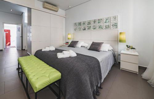 Beach & Urban Attic - Photo 19