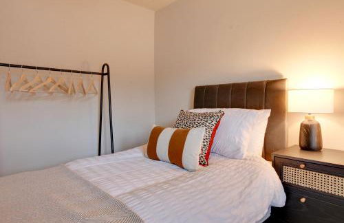 Ann’s Place - 2 Bed House Central Romford - Free Parking & Garden - Foto 39