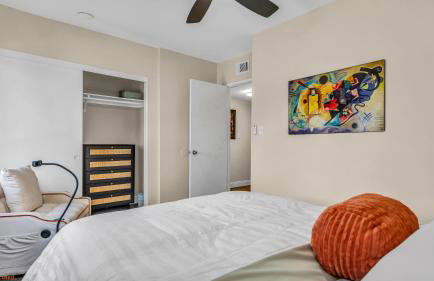 Mid-Century stay with Pool ,Golf Retreat and cool Comfort - Foto 23